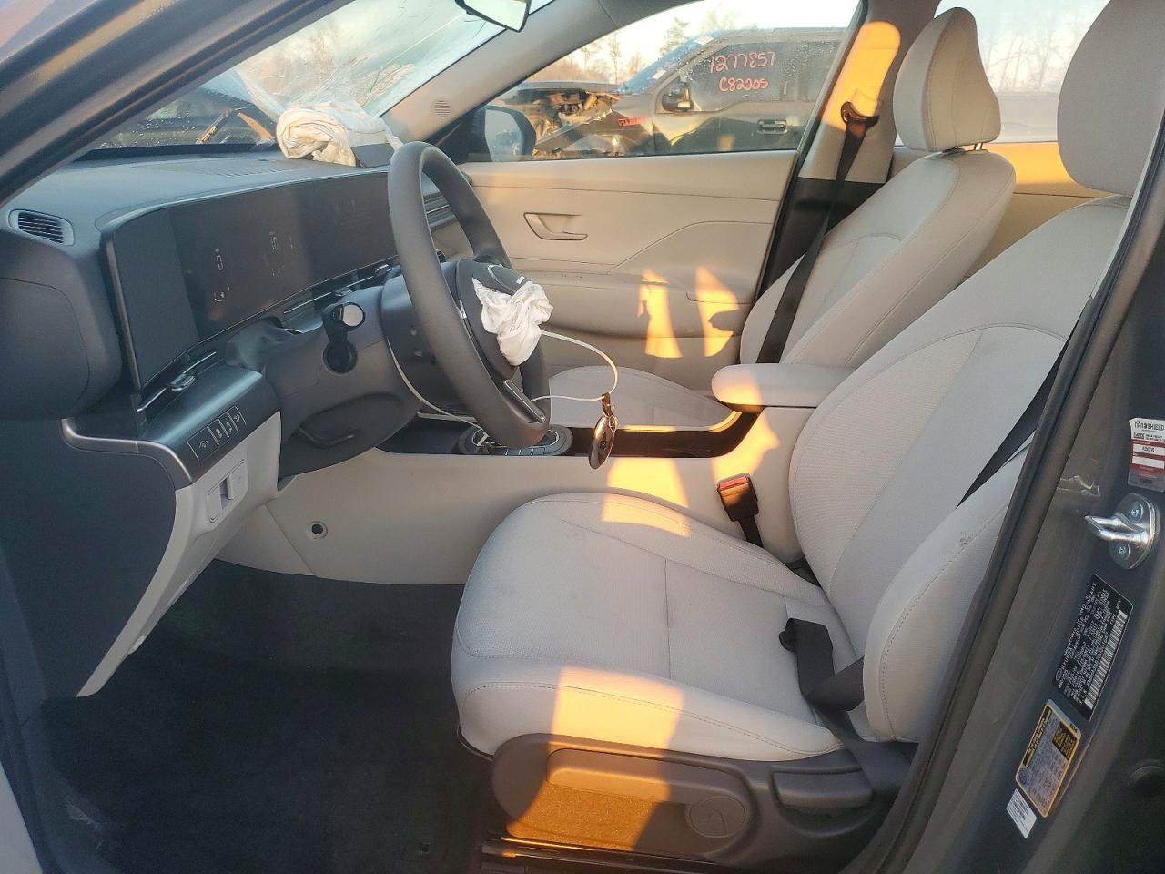 2025 HYUNDAI KONA photo 7