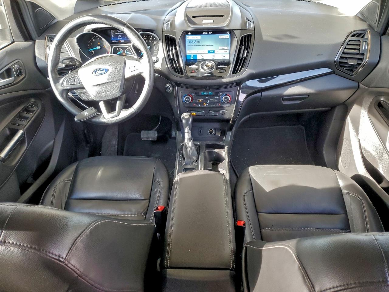 2017 FORD ESCAPE TITANIUM photo 8