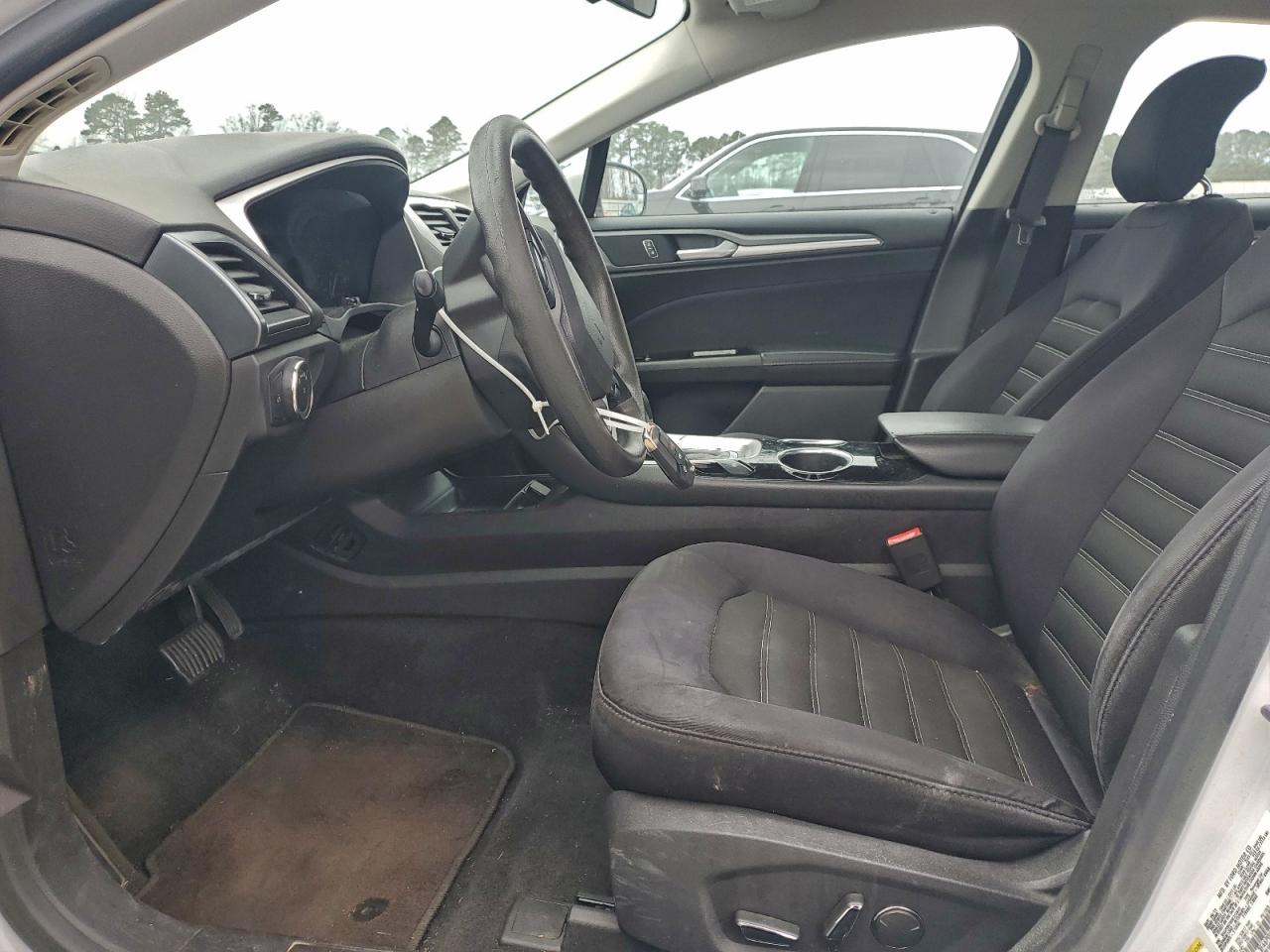 2013 FORD FUSION SE photo 7