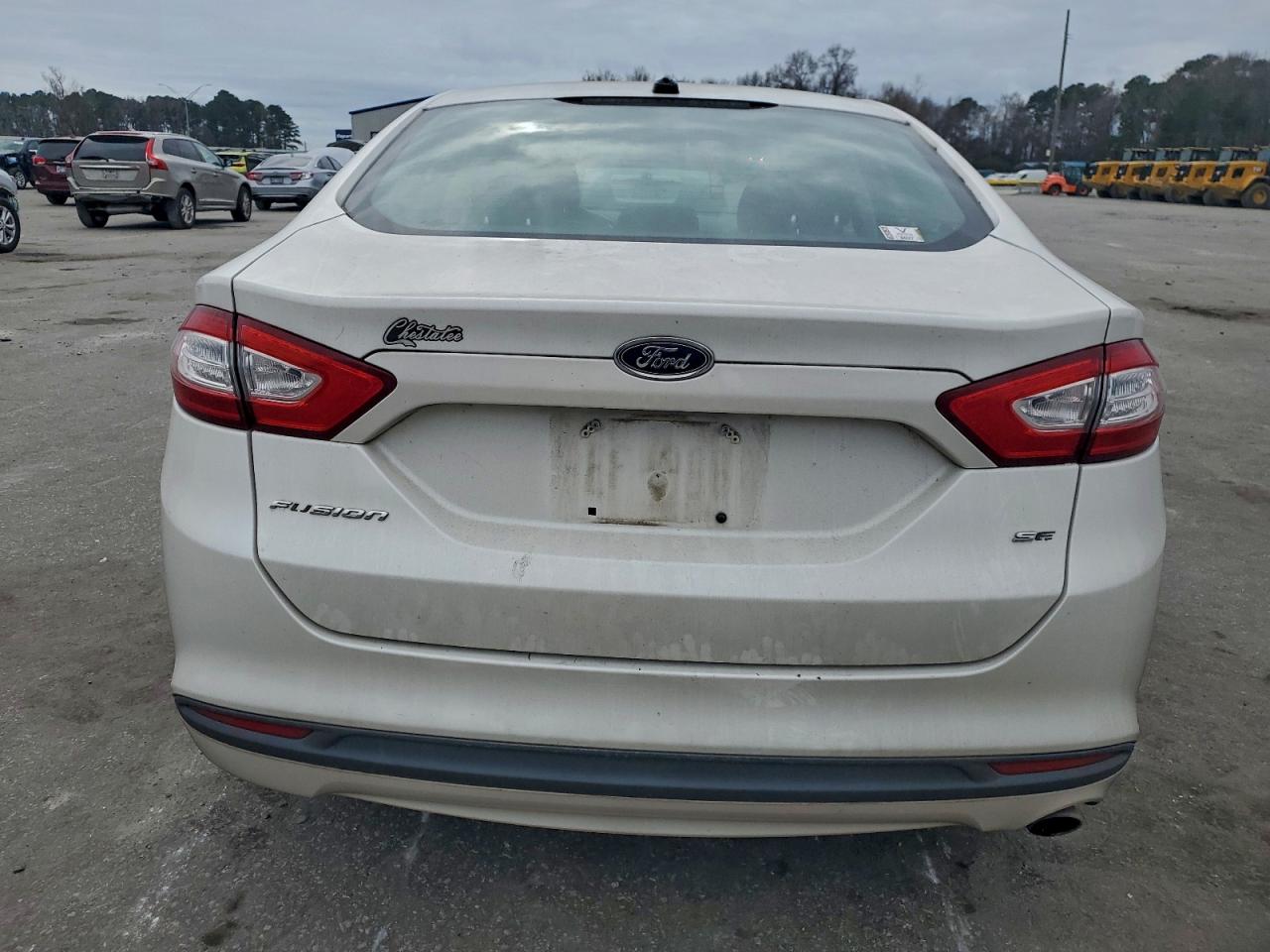 2013 FORD FUSION SE photo 6