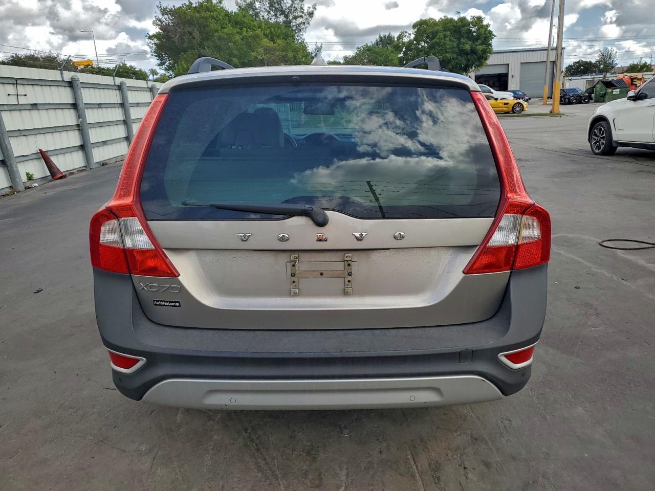 2012 VOLVO XC70 3.2 photo 6