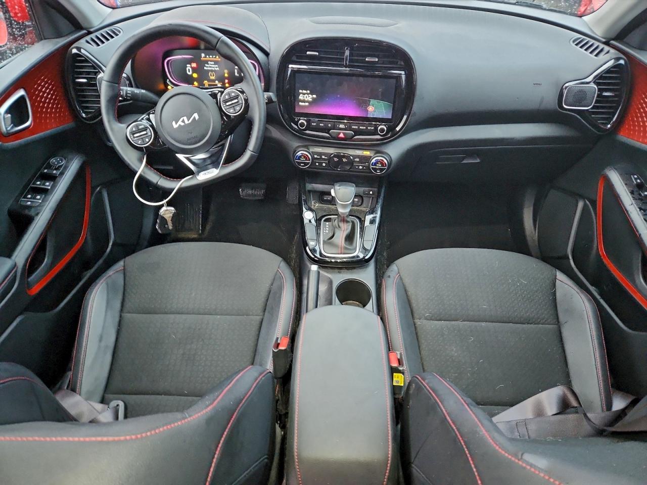 2024 KIA SOUL GT LINE photo 8