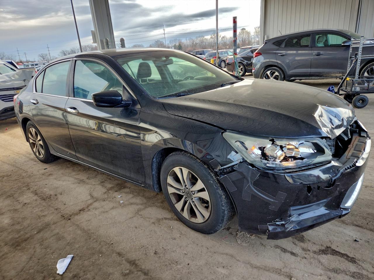 2015 HONDA ACCORD LX photo 4