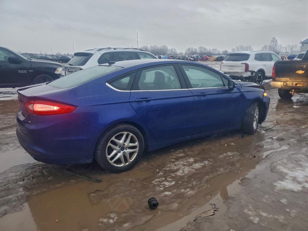 2016 FORD FUSION SE photo 3