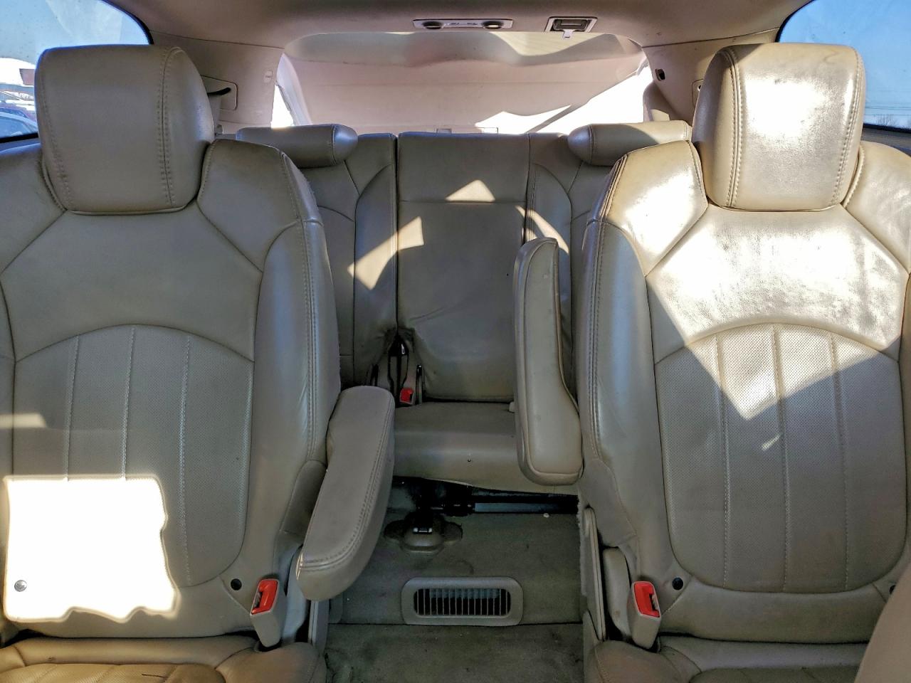 2008 BUICK ENCLAVE CXL photo 10
