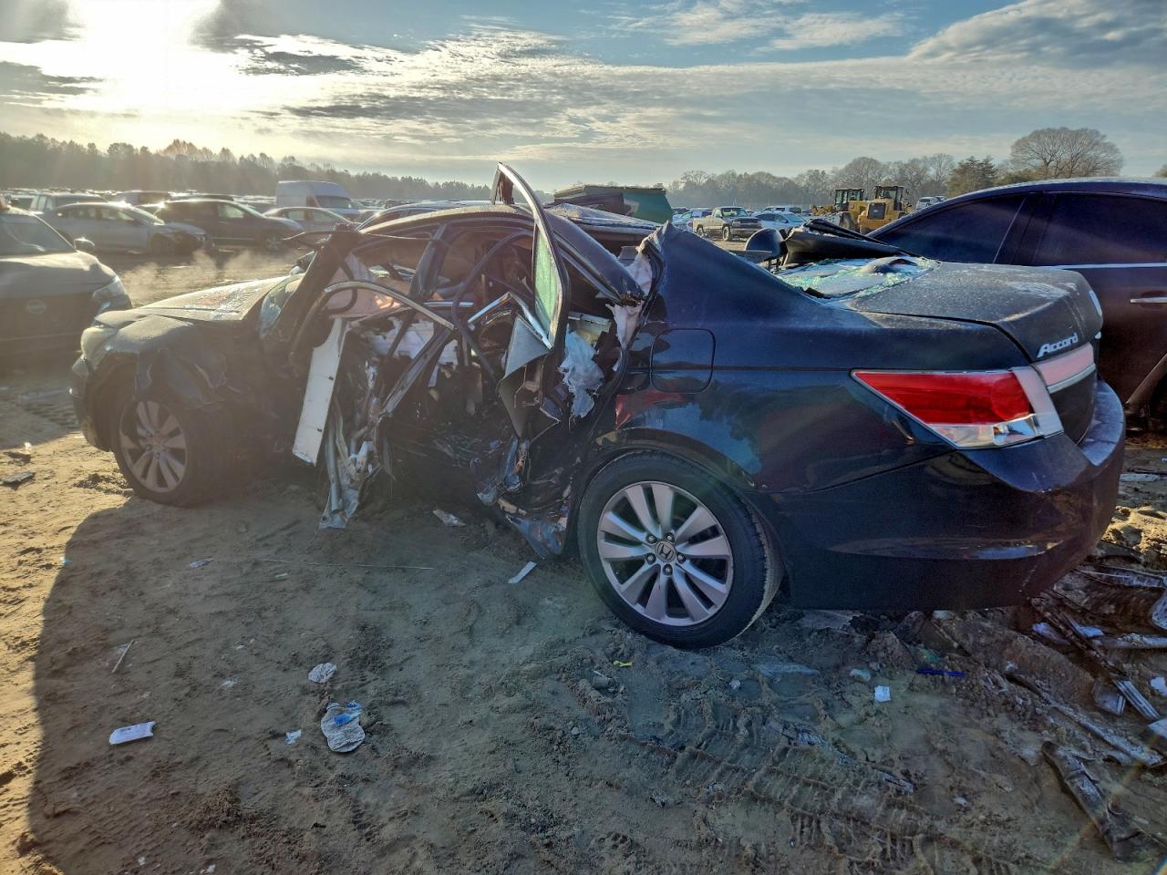 2011 HONDA ACCORD EXL photo 3