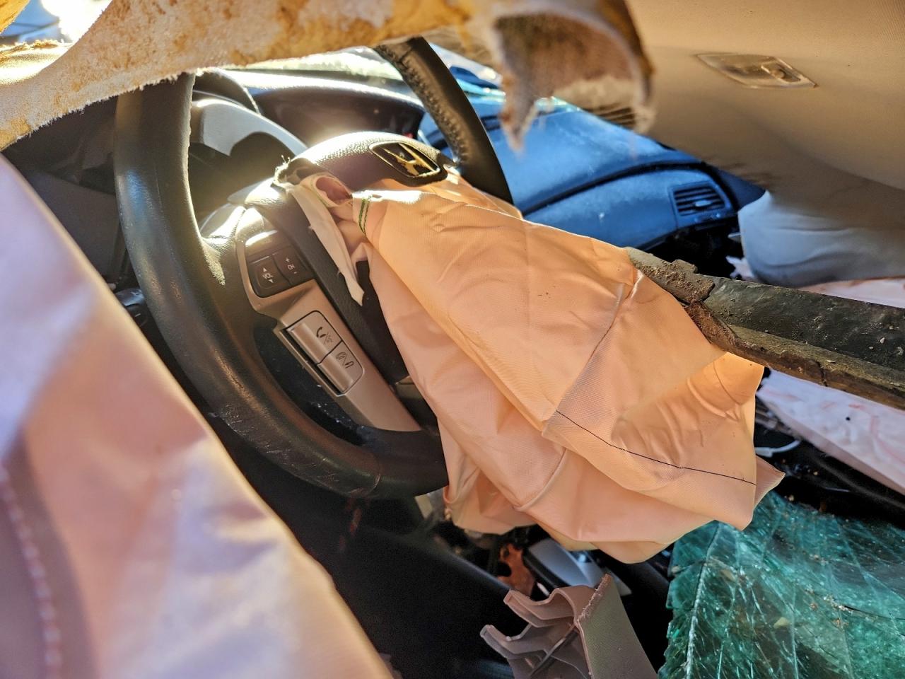 2011 HONDA ACCORD EXL photo 17