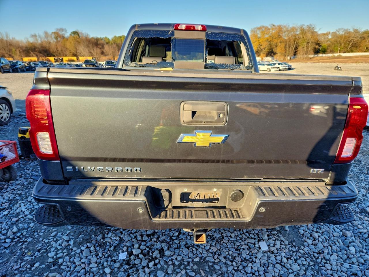 2018 CHEVROLET SILVERADO K1500 LTZ photo 6