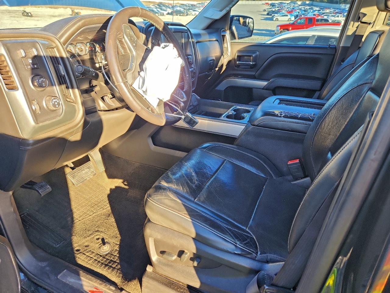 2018 CHEVROLET SILVERADO K1500 LTZ photo 7