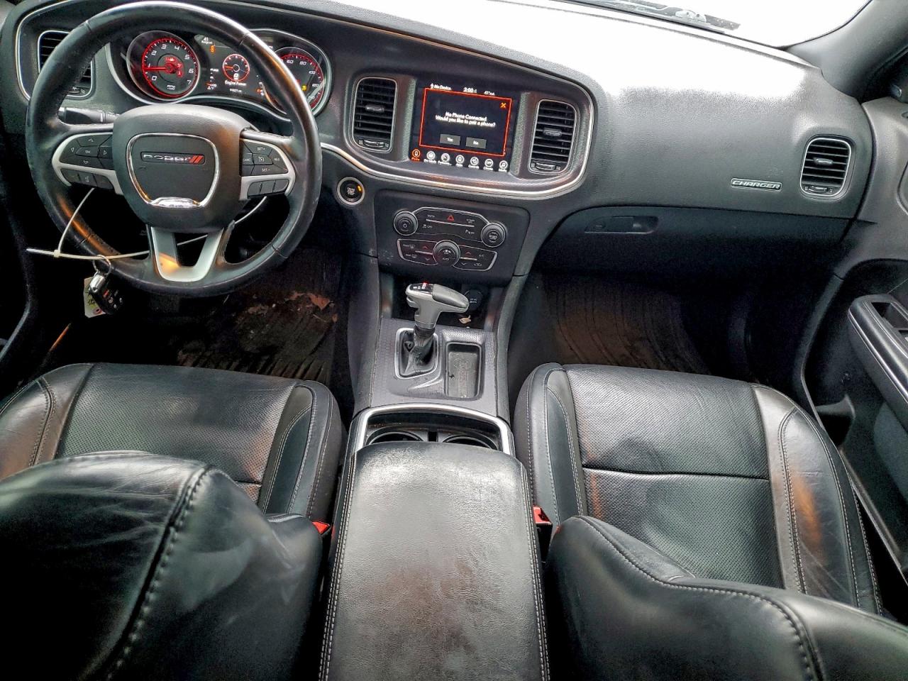 2017 DODGE CHARGER SXT photo 8