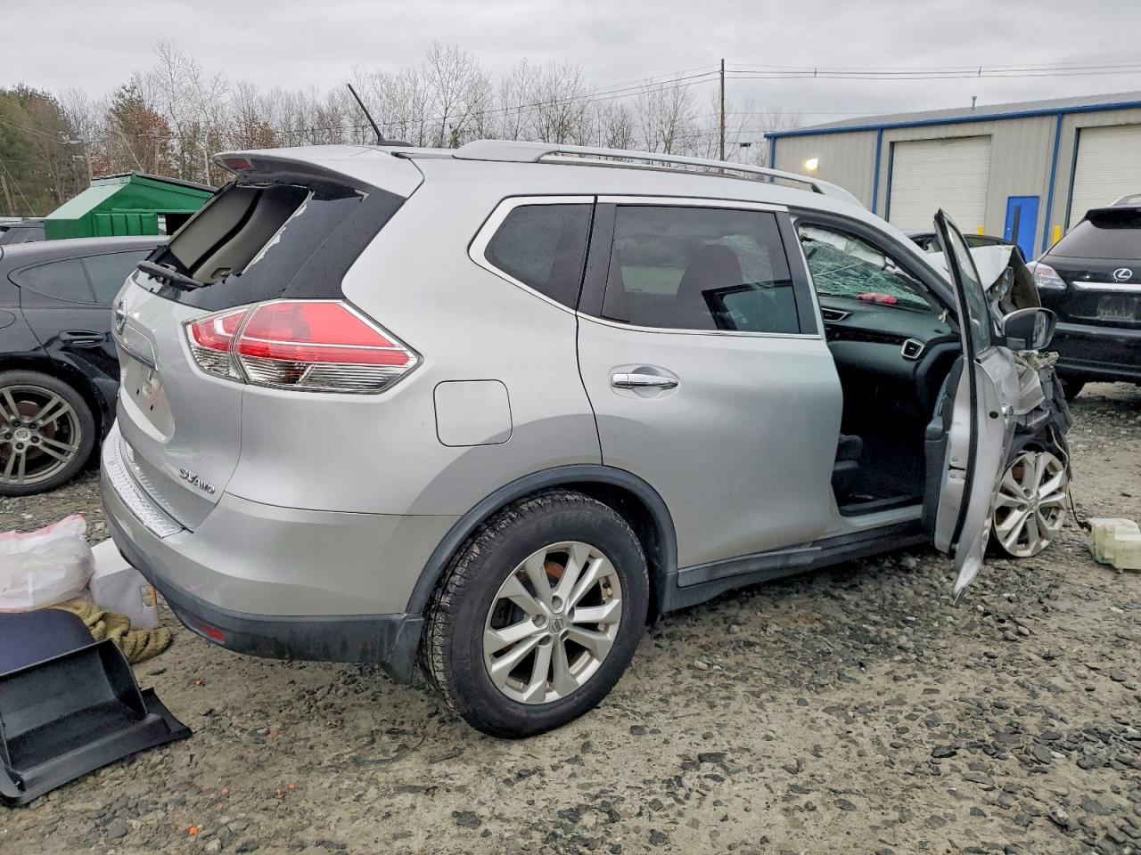 2016 NISSAN ROGUE S photo 3