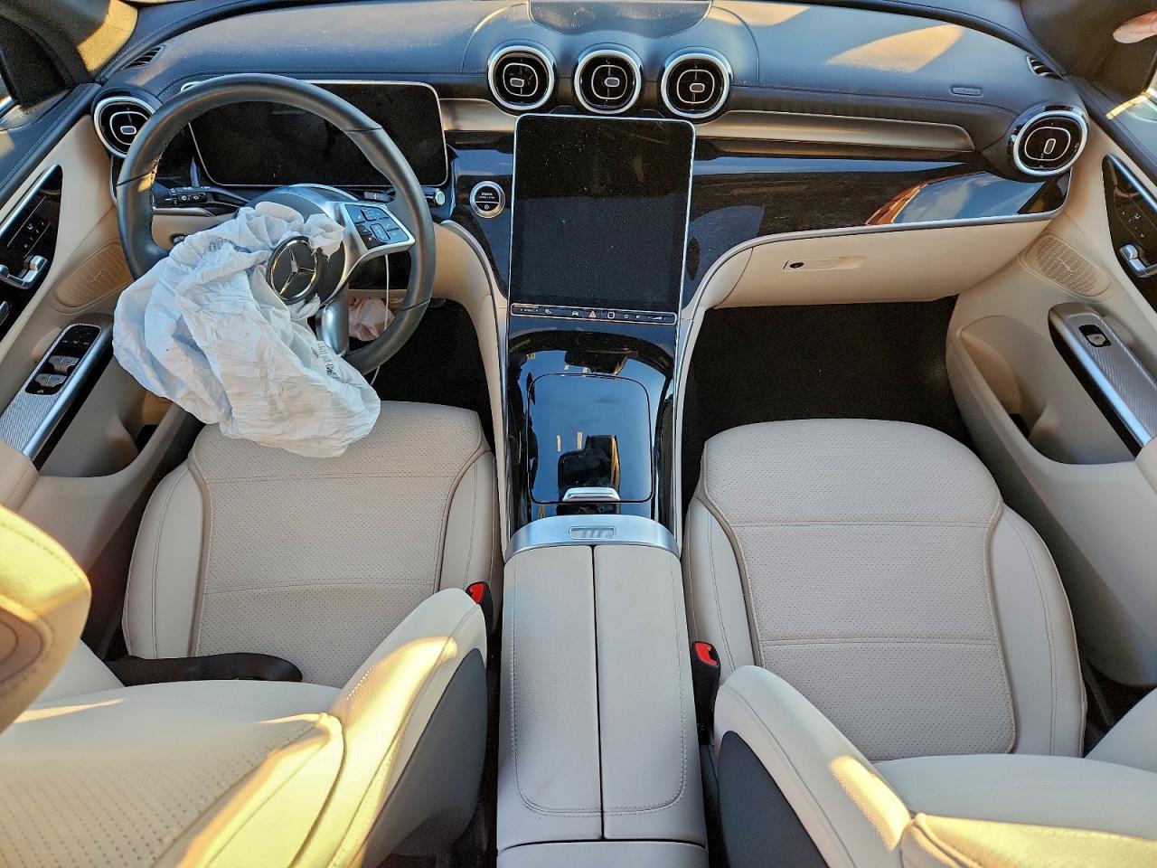 2025 MERCEDES-BENZ GLC 300 4MATIC photo 8