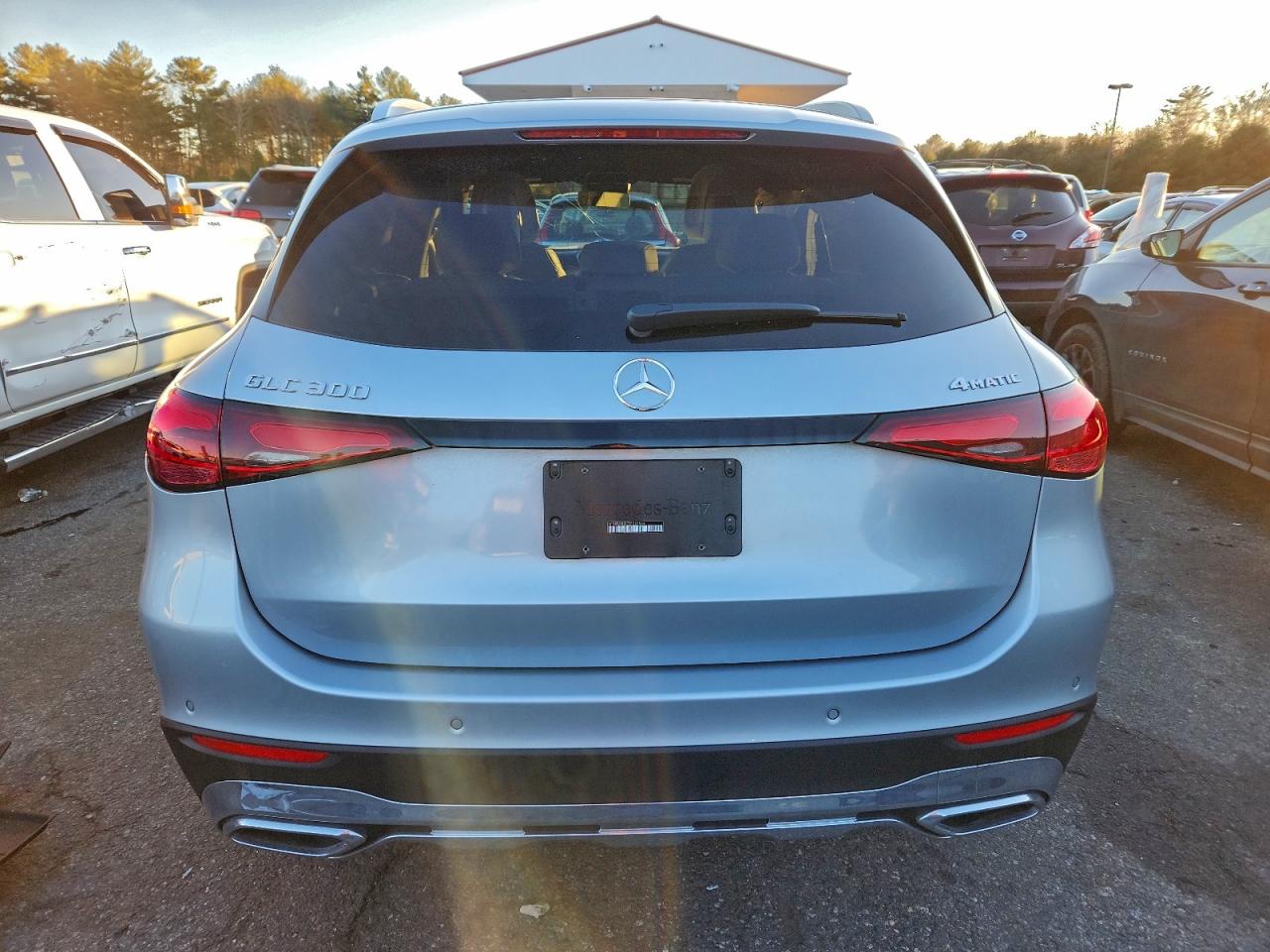 2025 MERCEDES-BENZ GLC 300 4MATIC photo 6