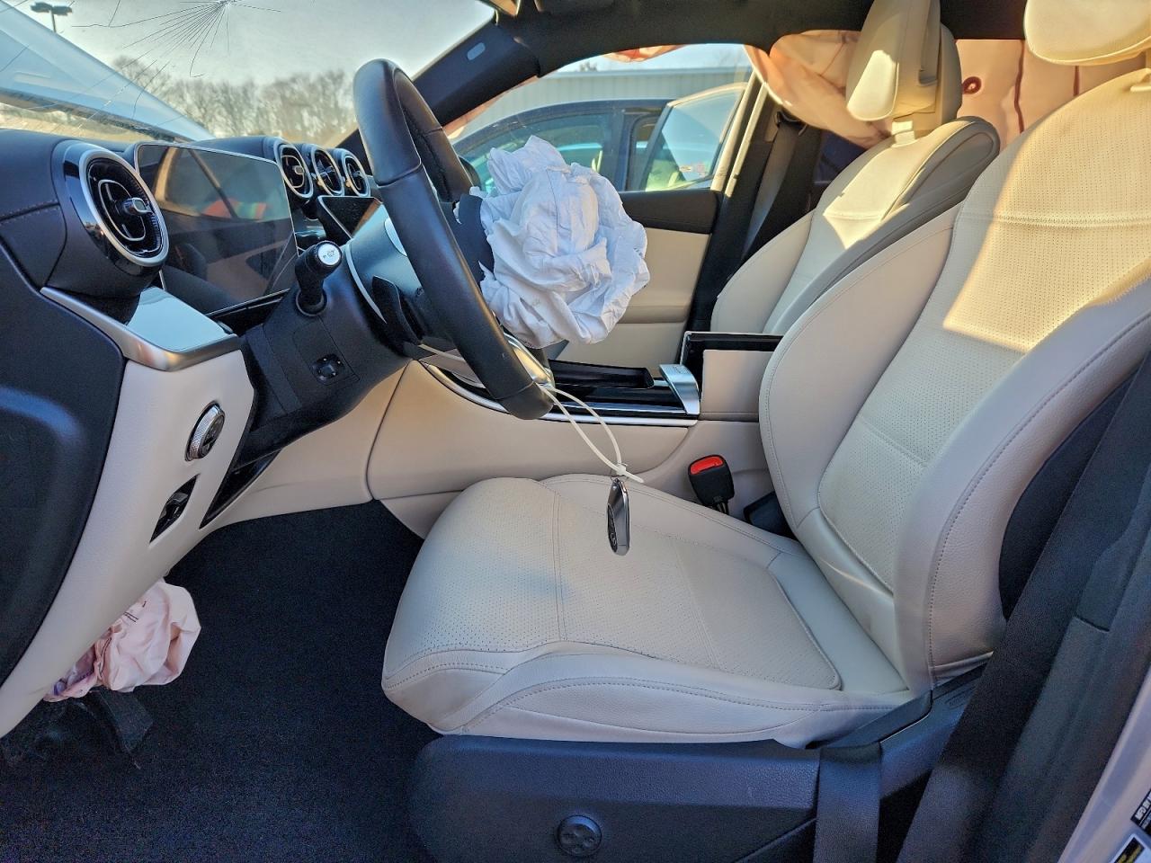 2025 MERCEDES-BENZ GLC 300 4MATIC photo 7