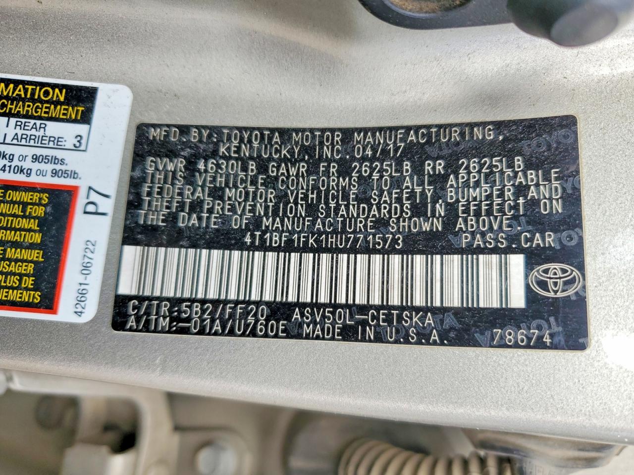 2017 TOYOTA CAMRY LE photo 12