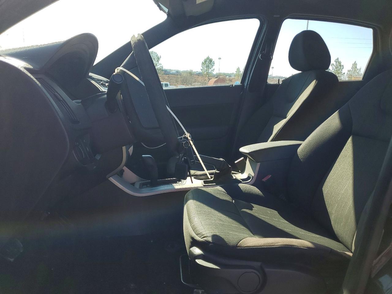2009 FORD FOCUS photo 7