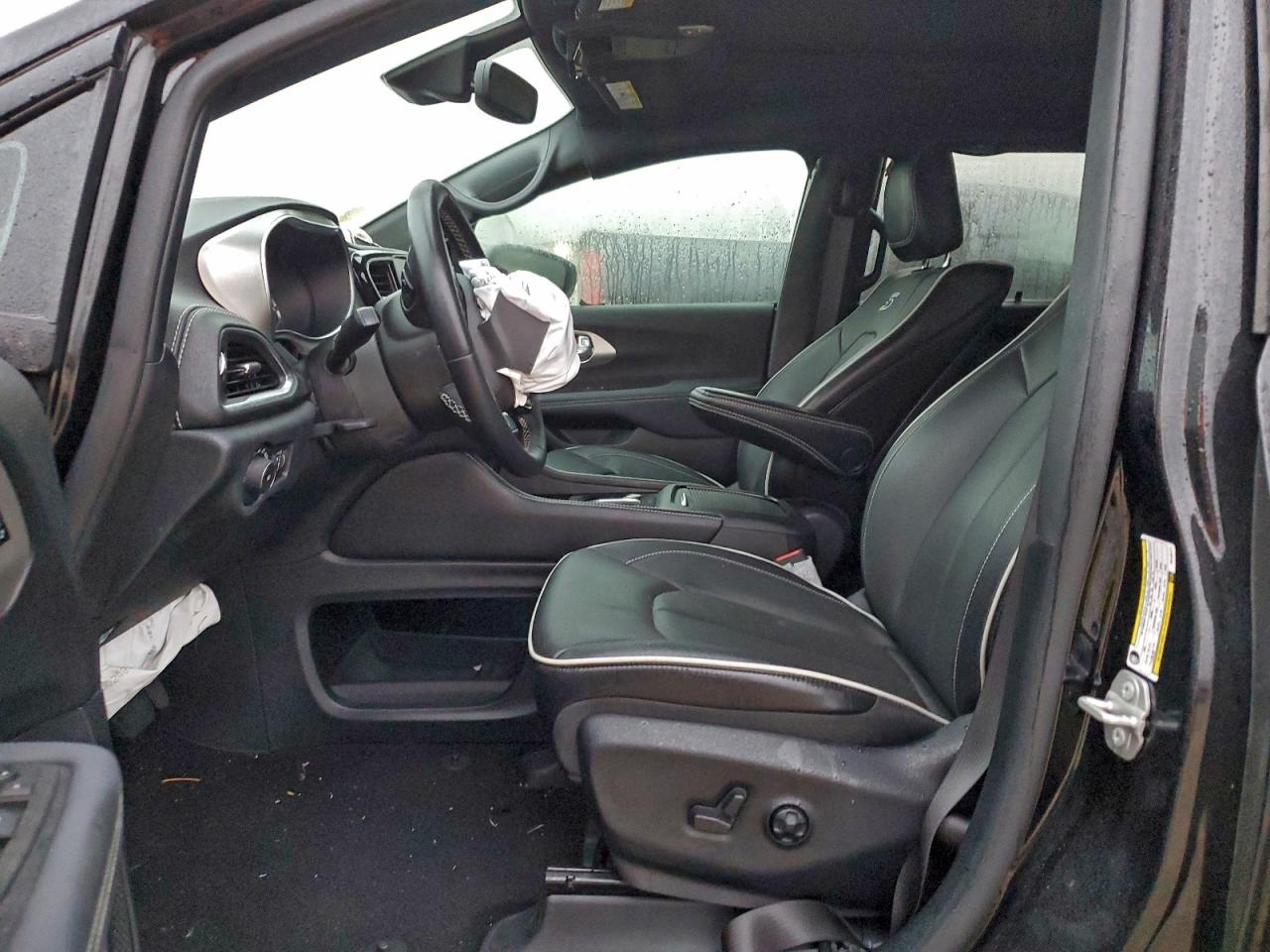 2024 CHRYSLER PACIFICA LIMITED photo 7