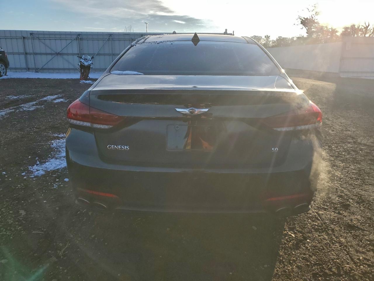2015 HYUNDAI GENESIS 5.0L photo 6