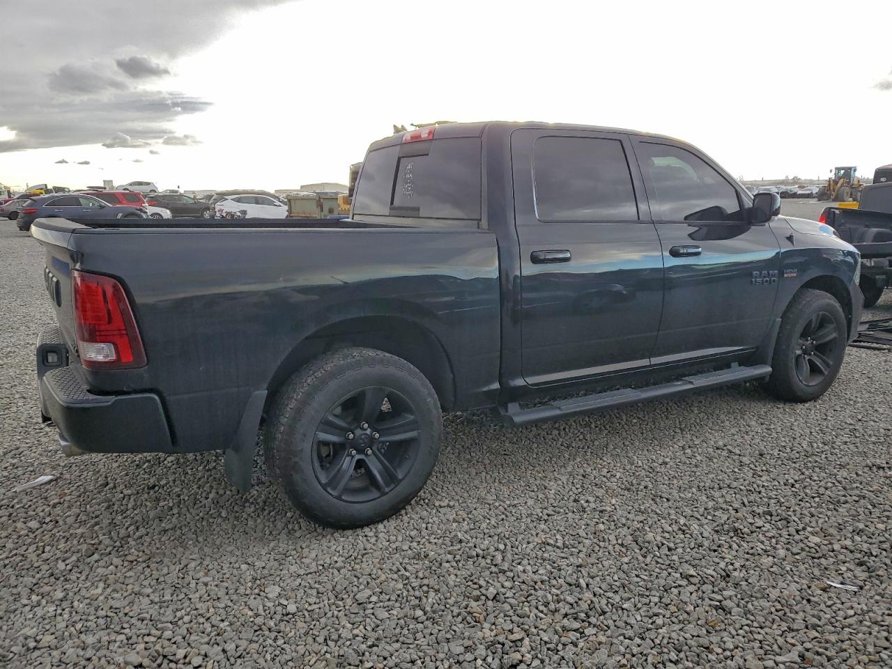 2018 RAM 1500 SPORT photo 3