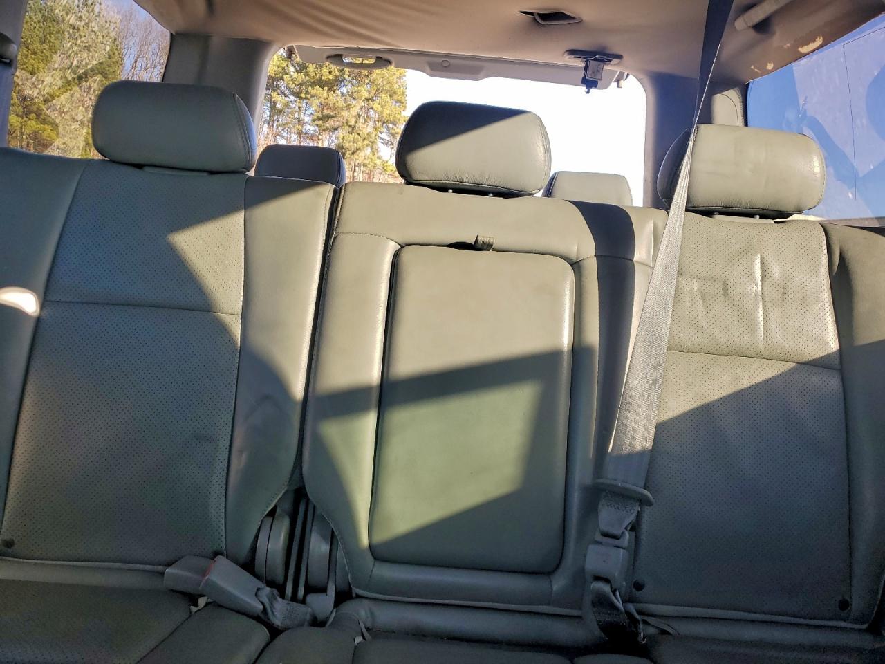2005 HONDA PILOT EXL photo 10