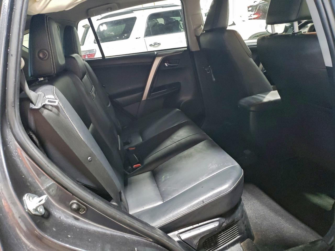 2016 TOYOTA RAV4 HV LIMITED photo 11