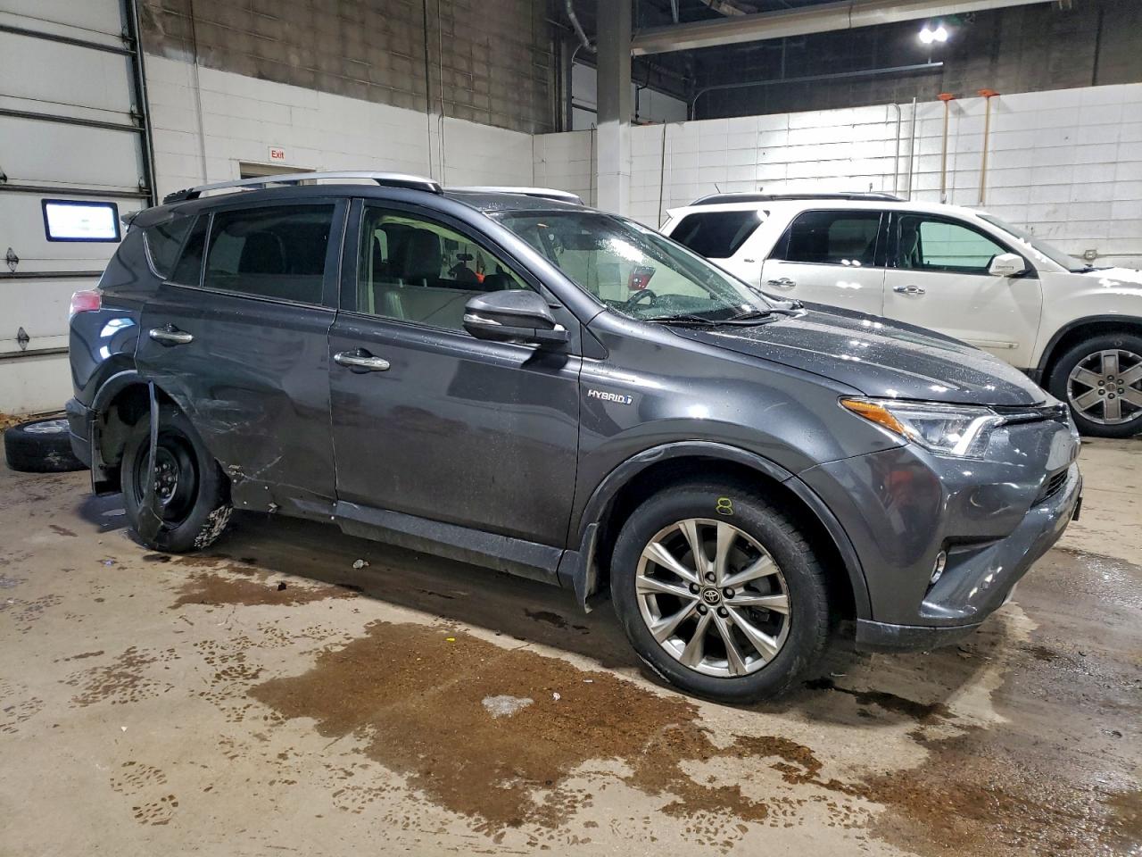 2016 TOYOTA RAV4 HV LIMITED photo 4