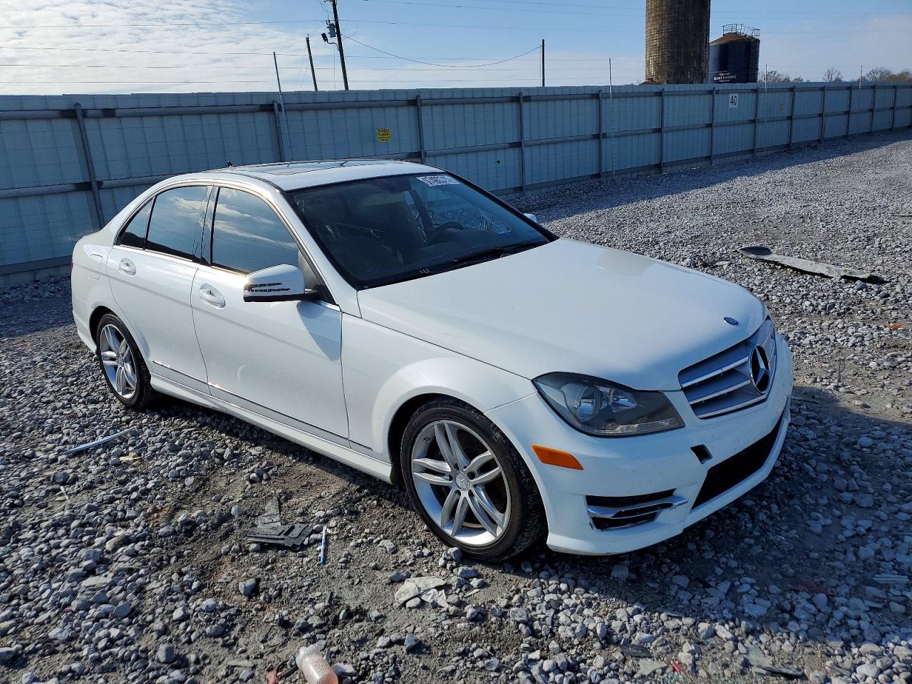 2013 MERCEDES-BENZ C 300 4MATIC photo 4