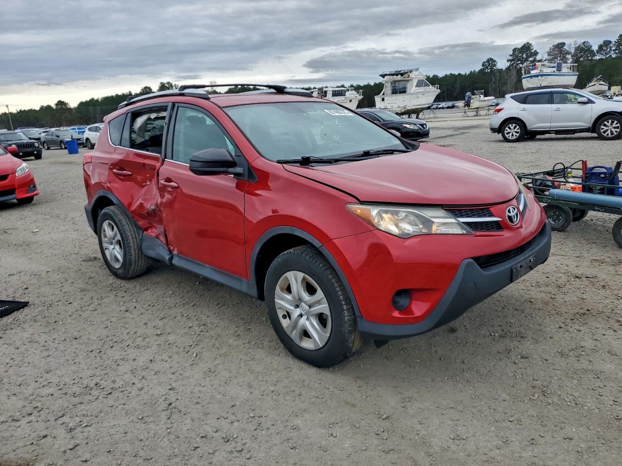 2015 TOYOTA RAV4 LE photo 4