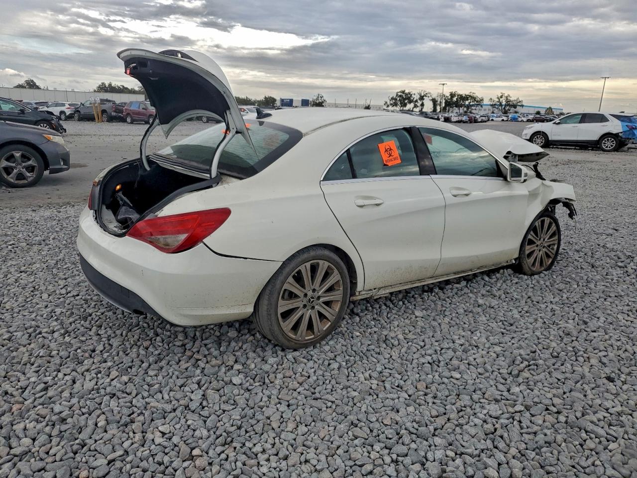 2018 MERCEDES-BENZ CLA 250 photo 3