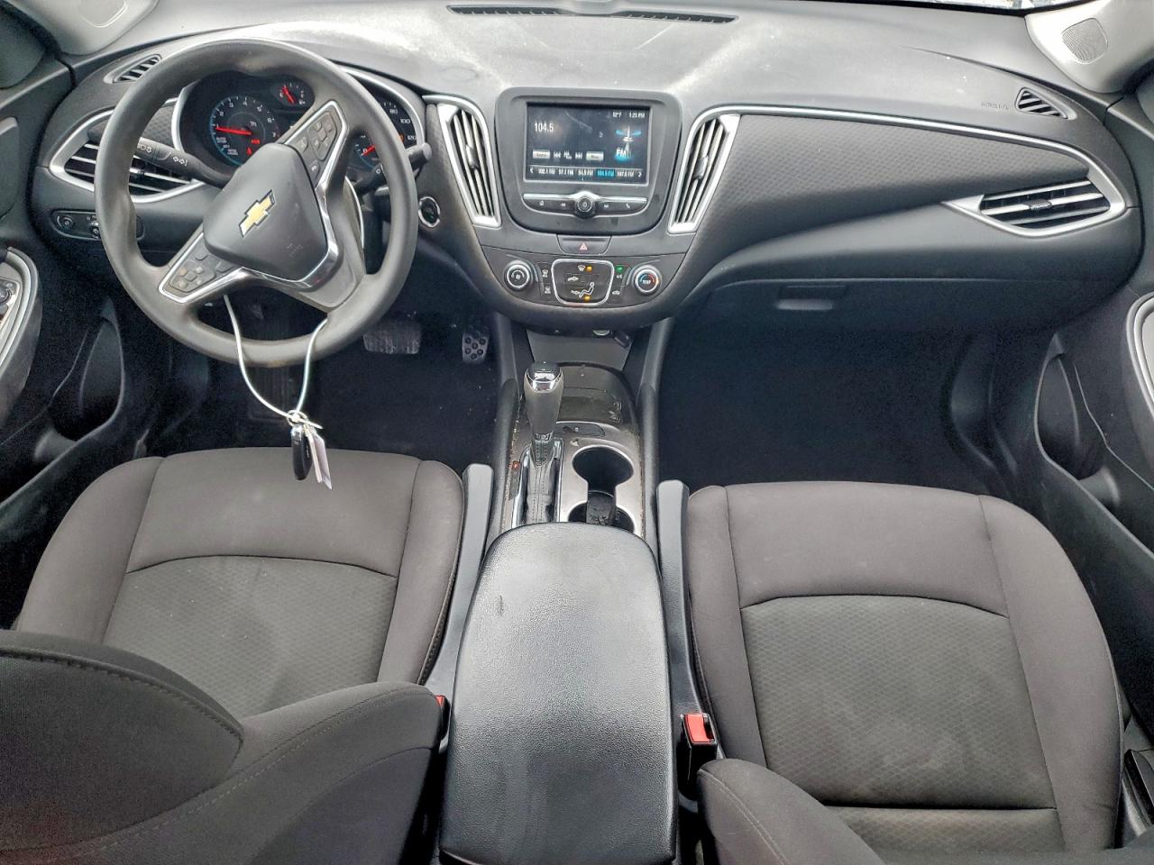 2017 CHEVROLET MALIBU LS photo 8