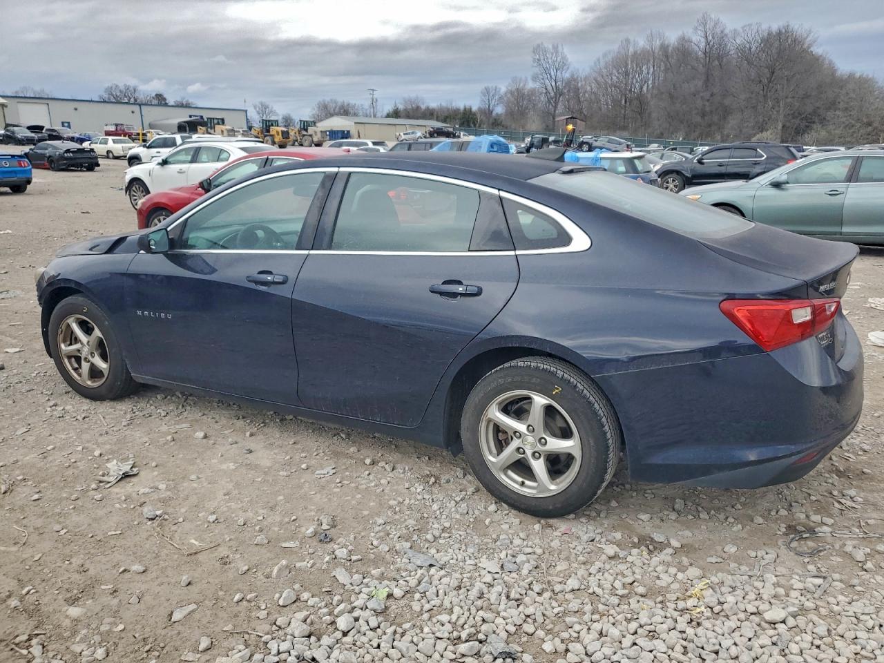 2017 CHEVROLET MALIBU LS photo 2