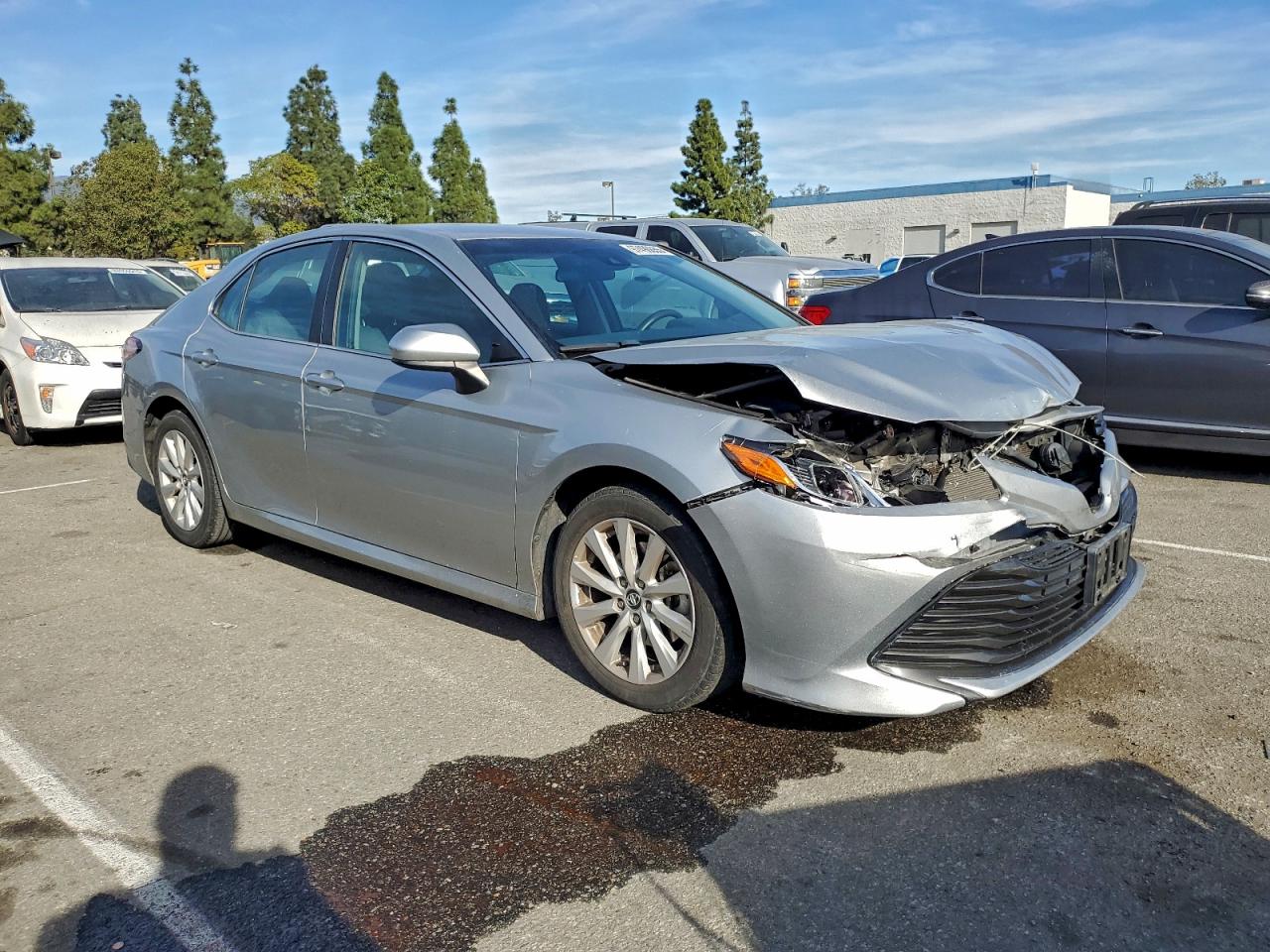 2018 TOYOTA CAMRY L photo 4