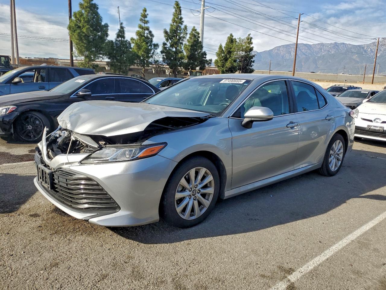 2018 TOYOTA CAMRY