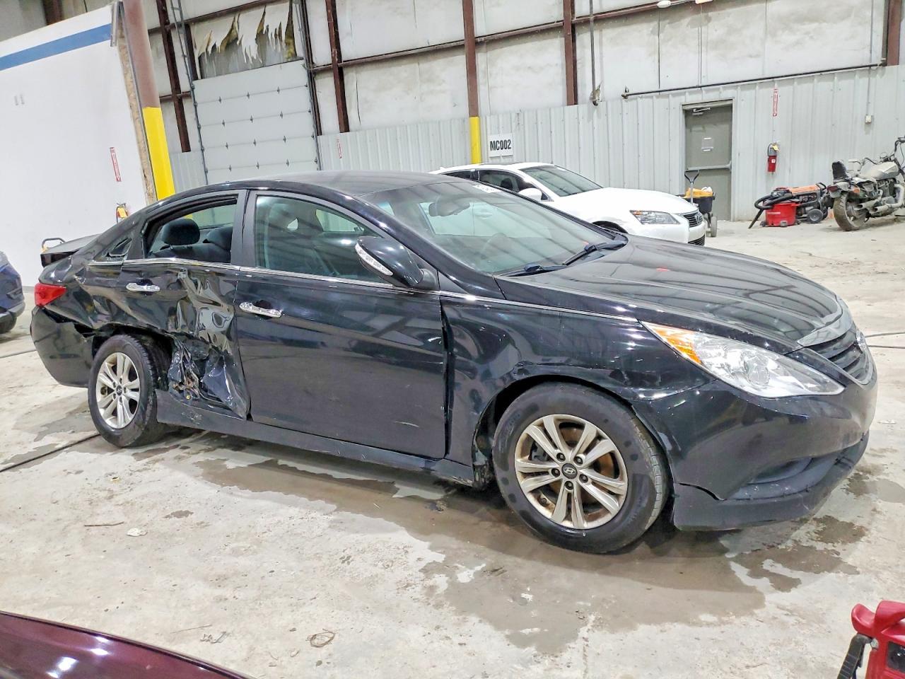 2014 HYUNDAI SONATA GLS photo 4