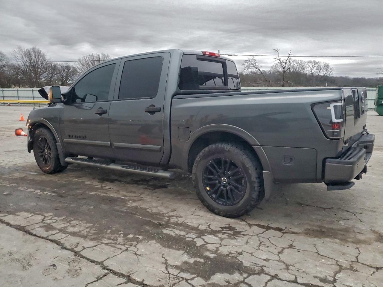 2008 NISSAN TITAN XE photo 2