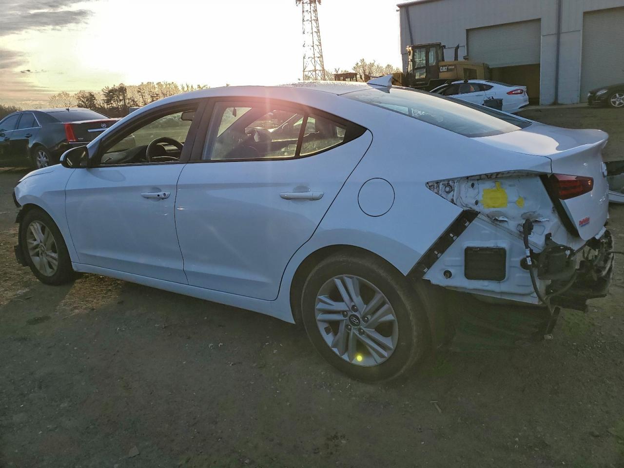 2020 HYUNDAI ELANTRA SEL photo 2
