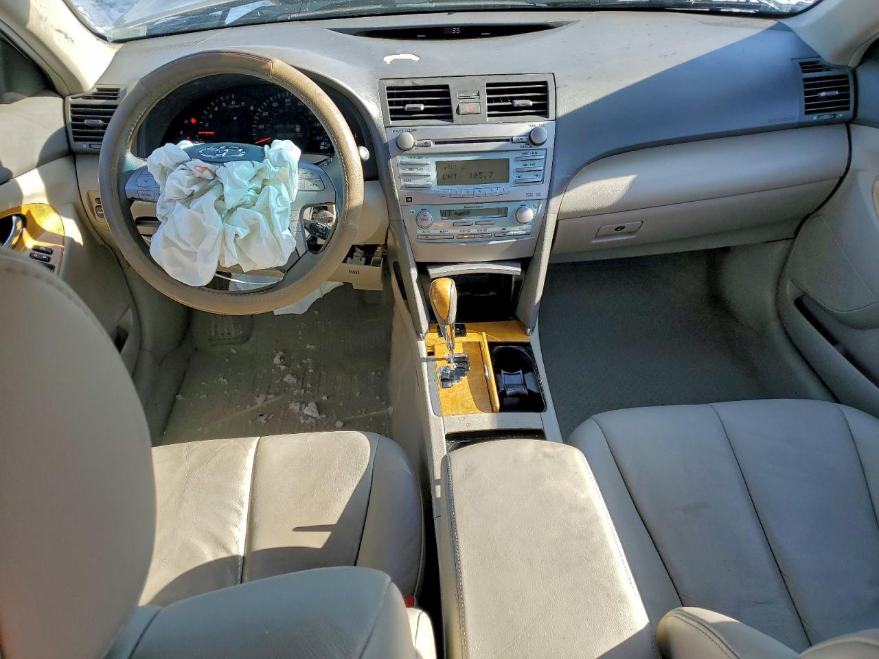 2007 TOYOTA CAMRY LE photo 8