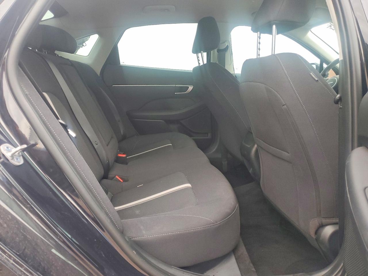 2025 HYUNDAI SONATA SEL photo 10