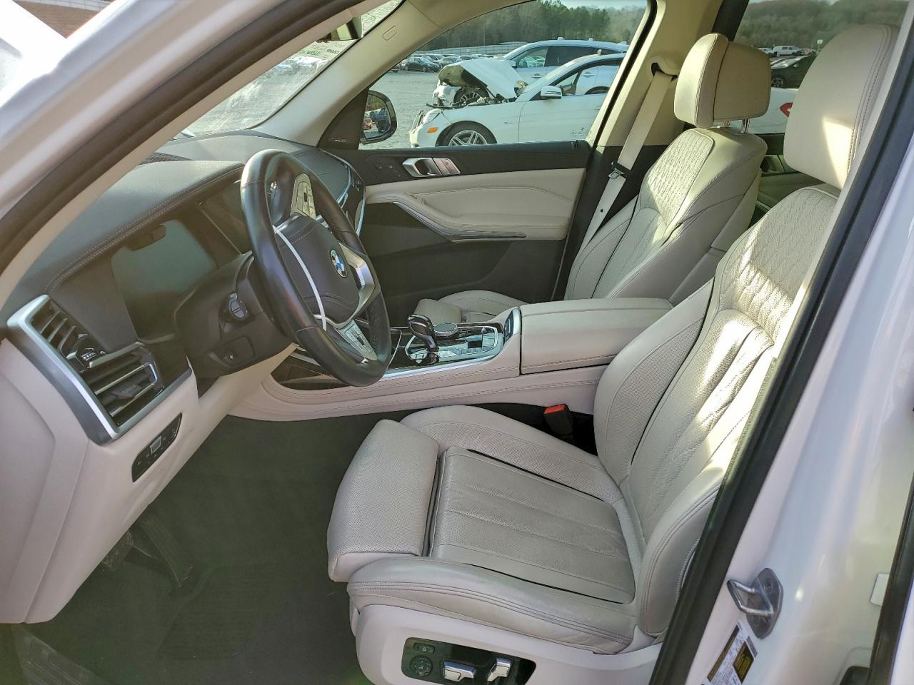 2020 BMW X7 XDRIVE40I photo 7