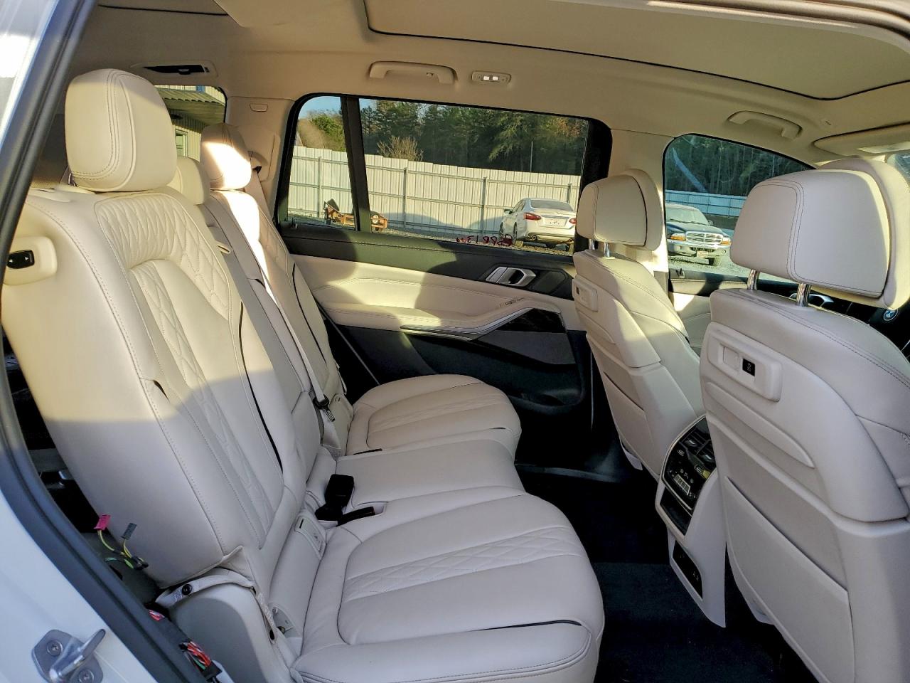 2020 BMW X7 XDRIVE40I photo 11