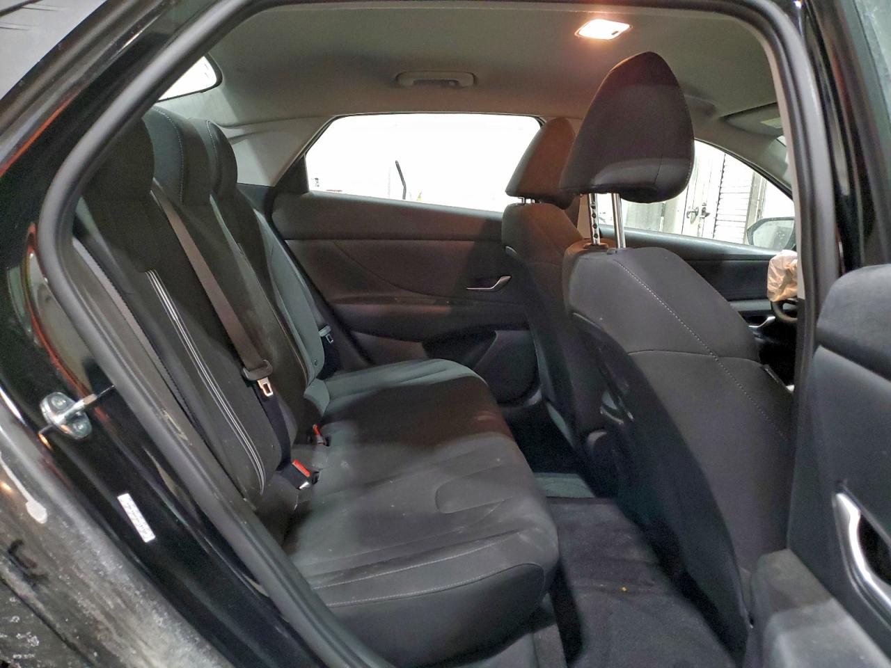 2021 HYUNDAI ELANTRA SEL photo 10