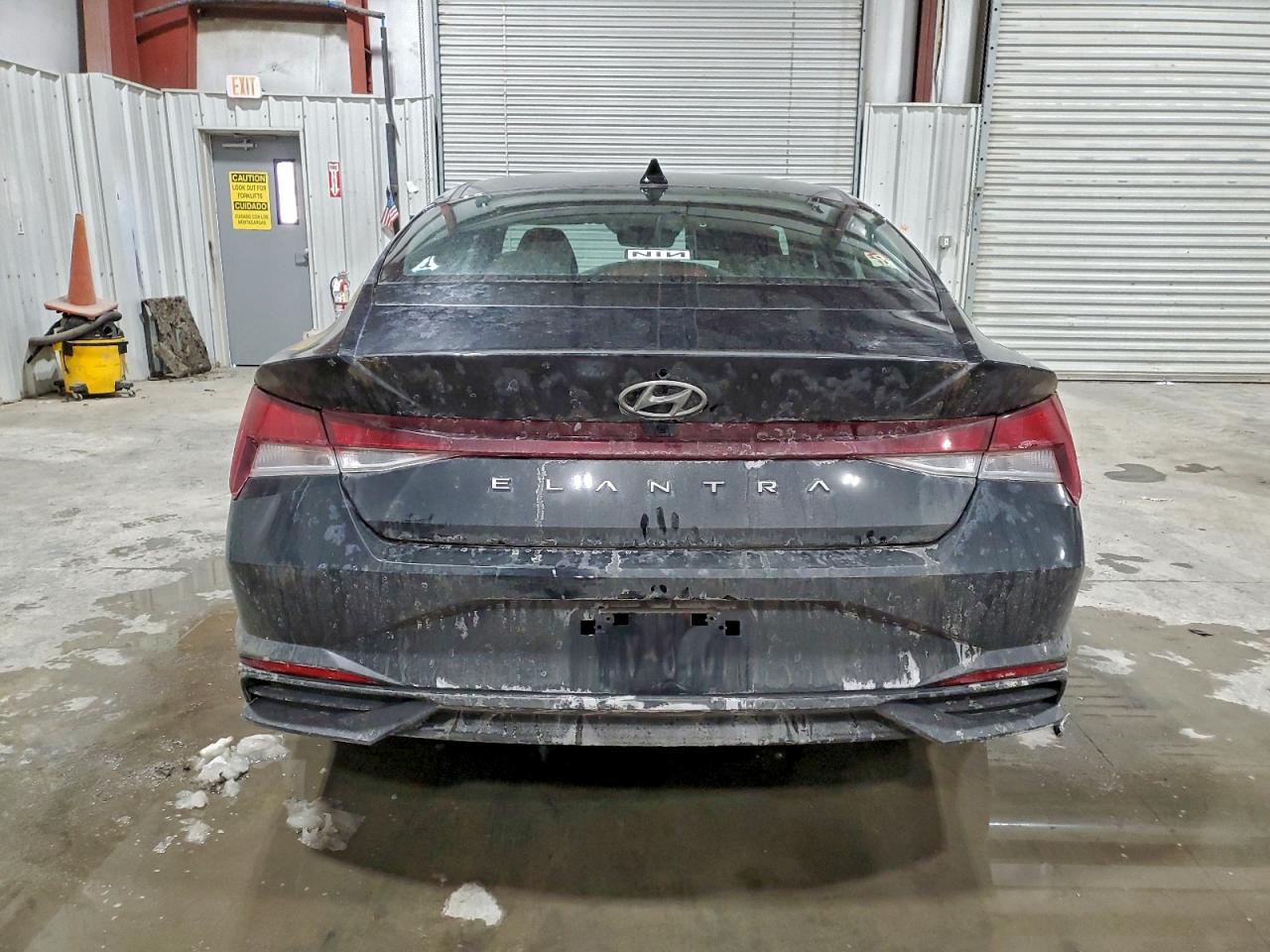 2021 HYUNDAI ELANTRA SEL photo 6