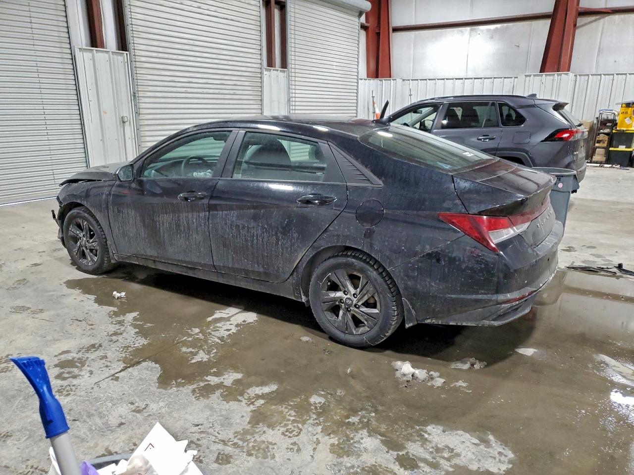 2021 HYUNDAI ELANTRA SEL photo 2