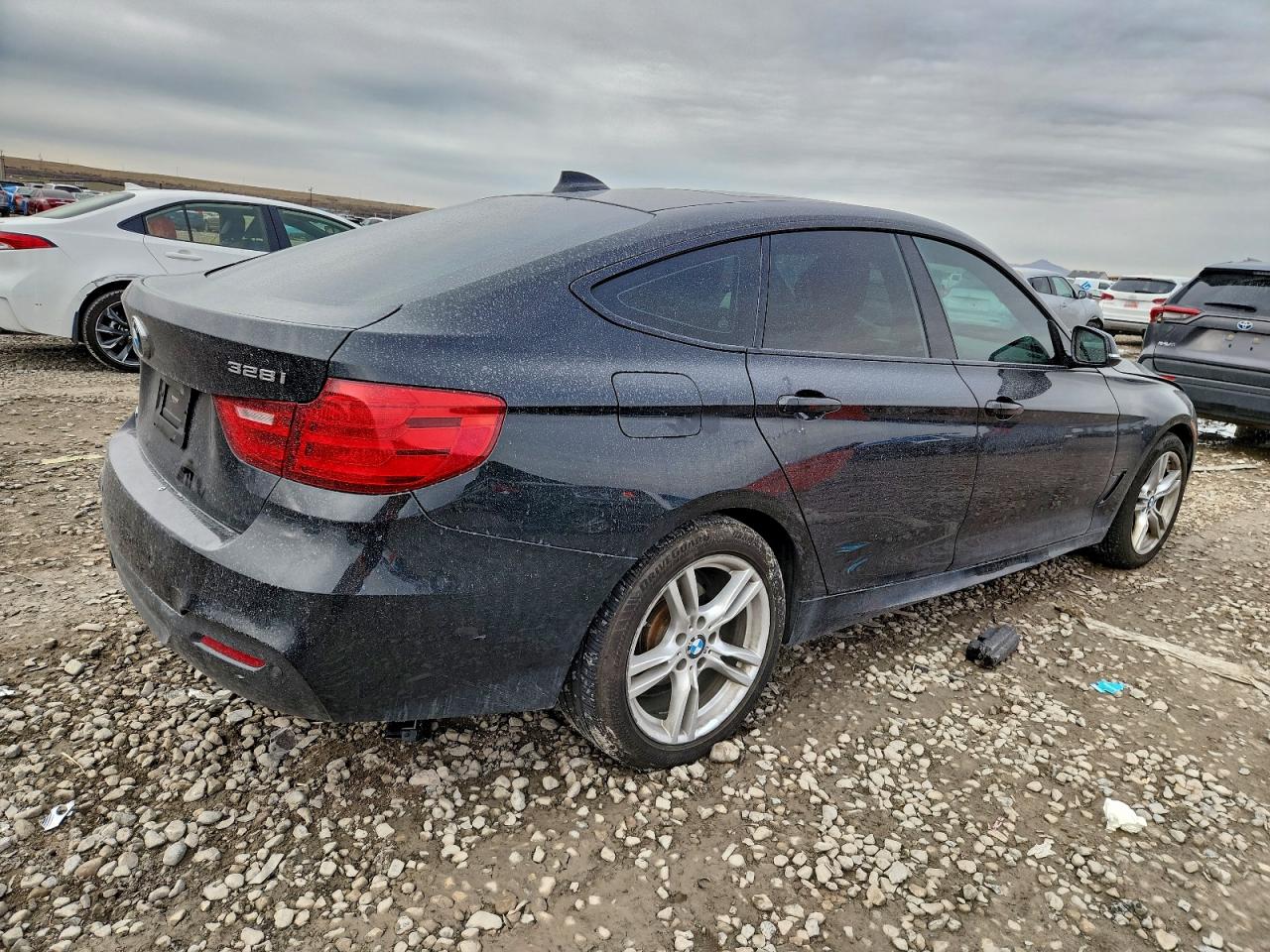 2015 BMW 328 XIGT SULEV photo 3