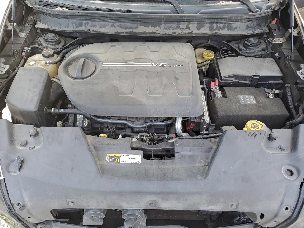 2015 JEEP CHEROKEE LATITUDE photo 12