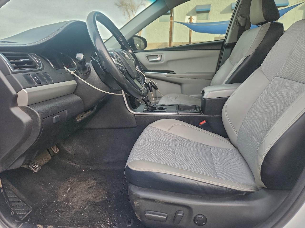 2016 TOYOTA CAMRY LE photo 7