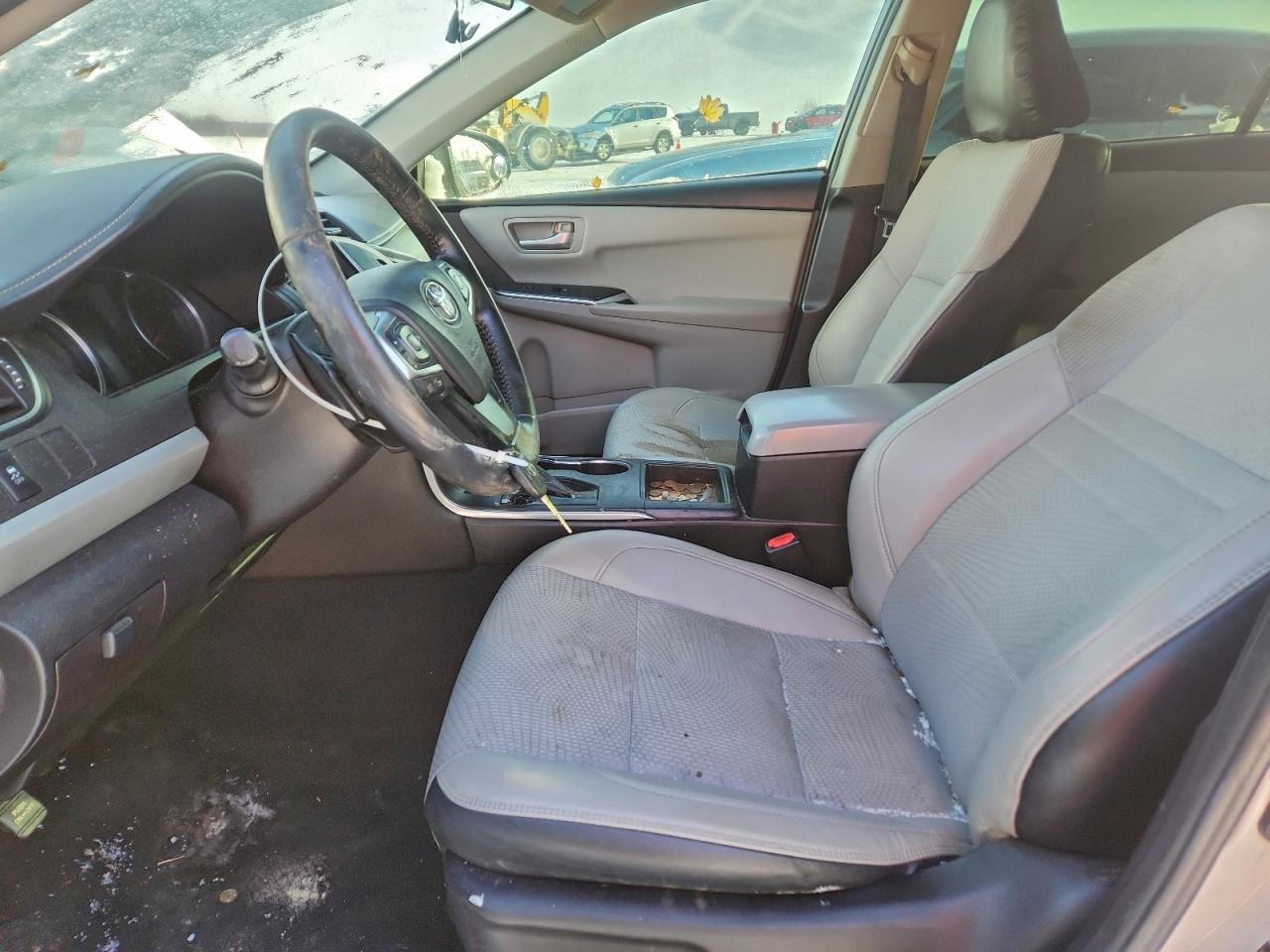 2016 TOYOTA CAMRY LE photo 7