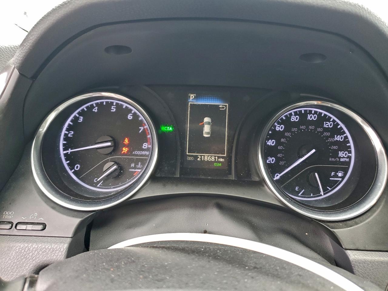 2019 TOYOTA CAMRY L photo 9