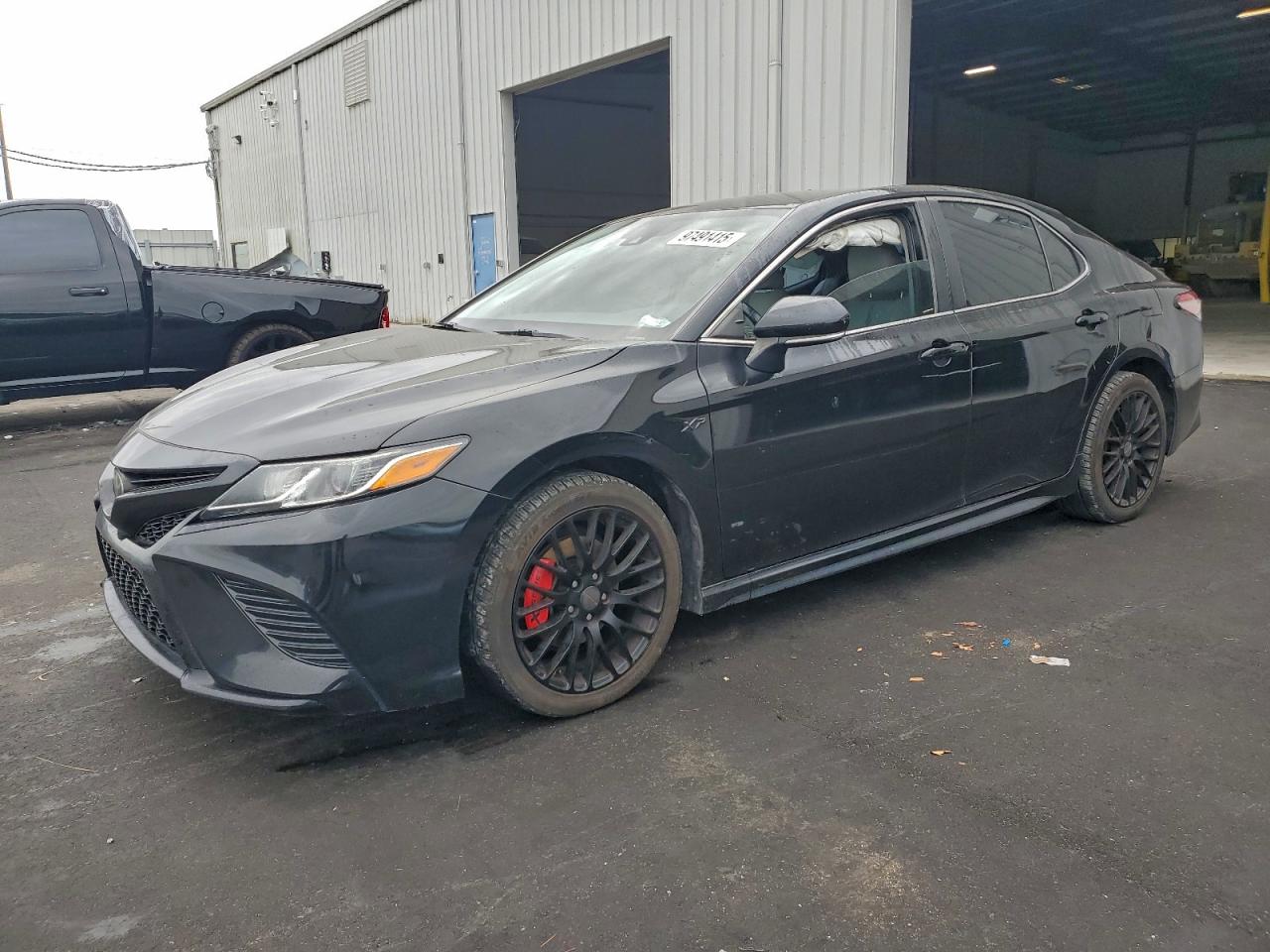 2019 TOYOTA CAMRY