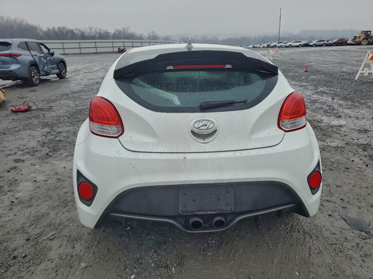 2013 HYUNDAI VELOSTER TURBO photo 6